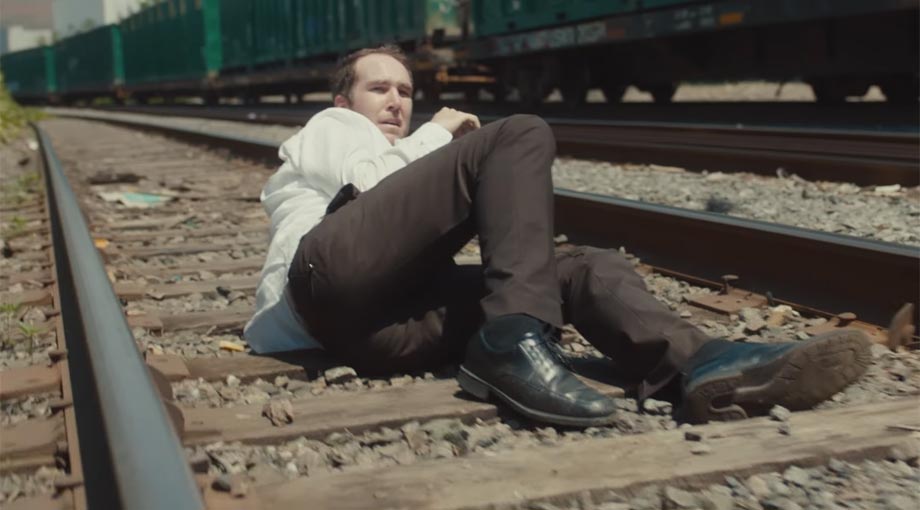 Behind the Scenes 07 重複「翻拍」的日夜MV《Man of War》