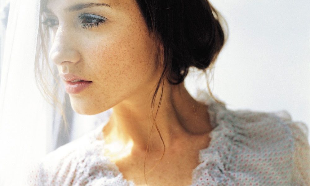 DC TALKS專欄｜楊川宏——從燈管開始淺談，平面攝影中的閃燈秘密