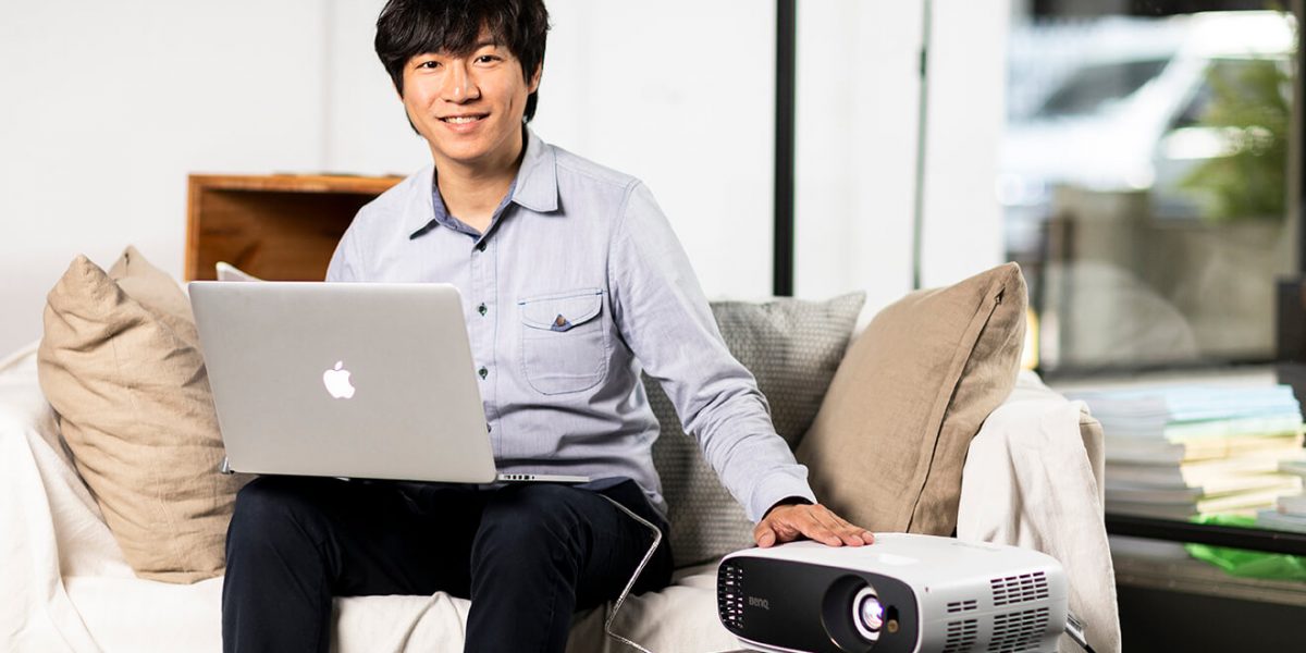 影像不失真，BenQ W1700投影機真實呈現廣告、電影色彩