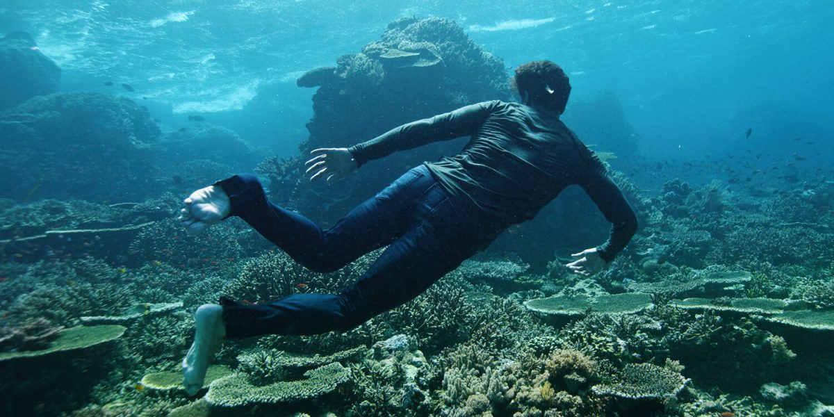 真實於海中拍攝的MV——Novo Amor〈Birthplace〉用生命詮釋污染危機