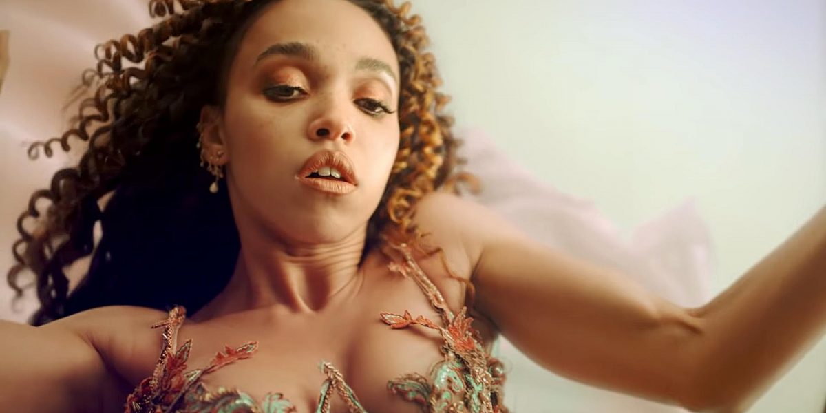 〈Cellophane〉神祕符號構築前衛影像，Björk御用MV導演的創意腦洞